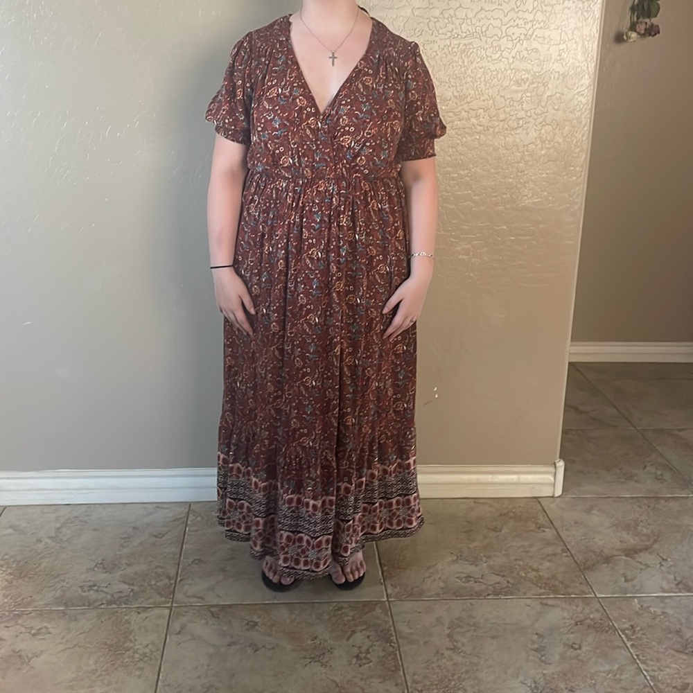 Floral, modest dress, L